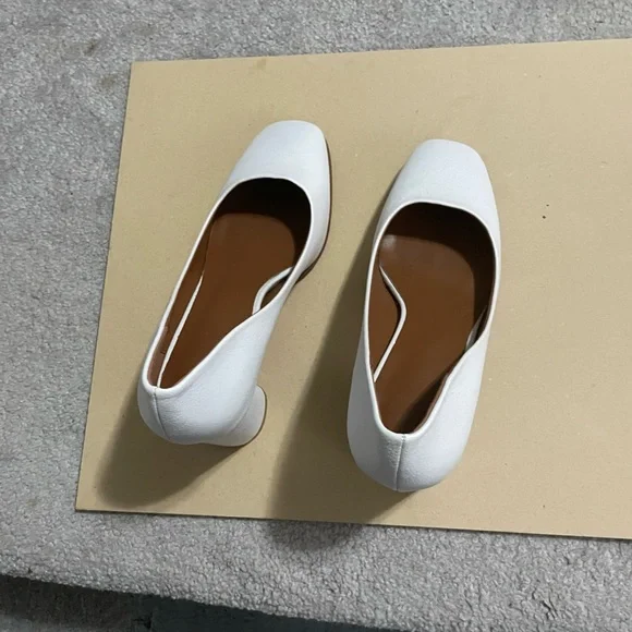 heels - Picture 4 of 4